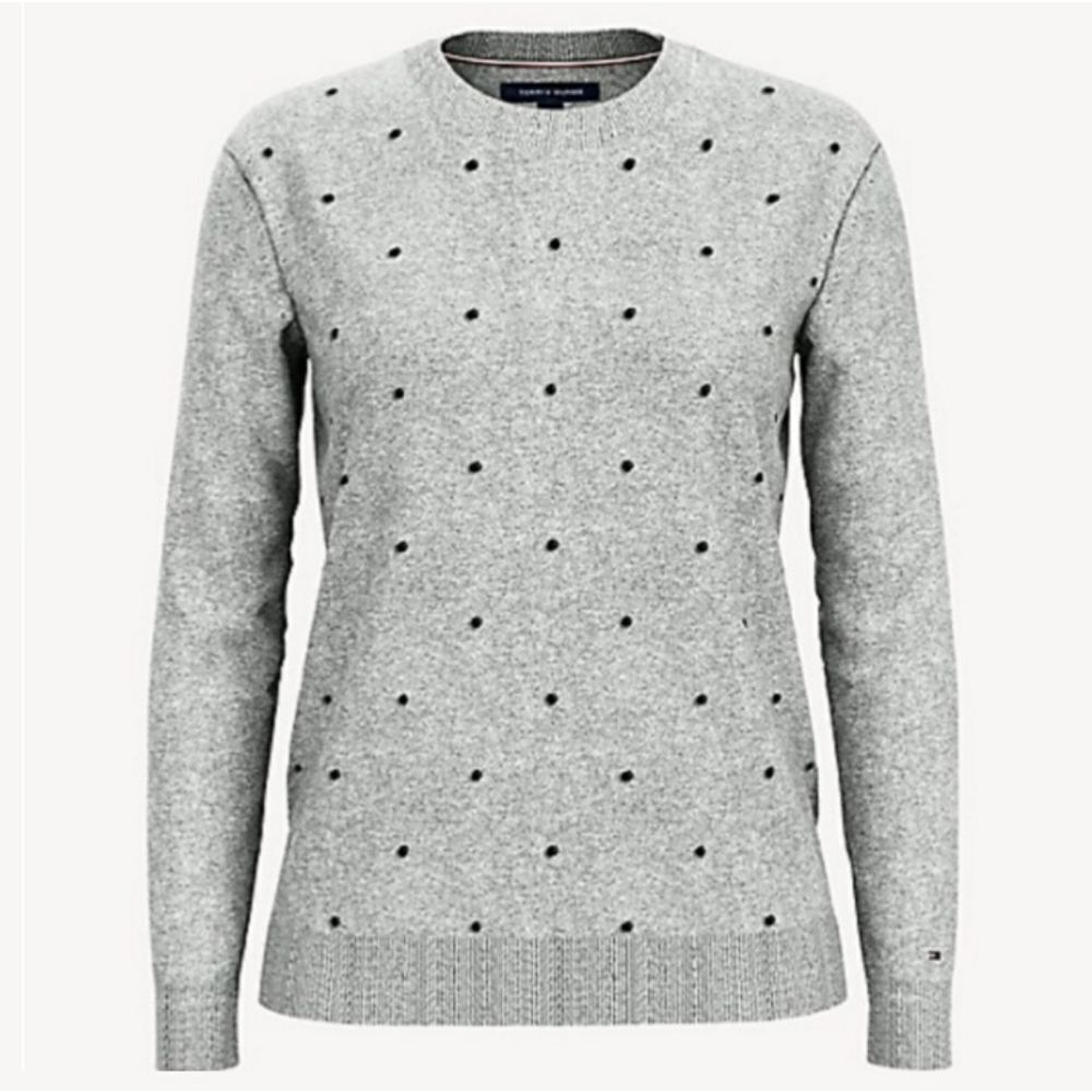 Tommy Hilfiger Super Soft & Cozy Gray Bobble Sweater - Picture 2 of 12